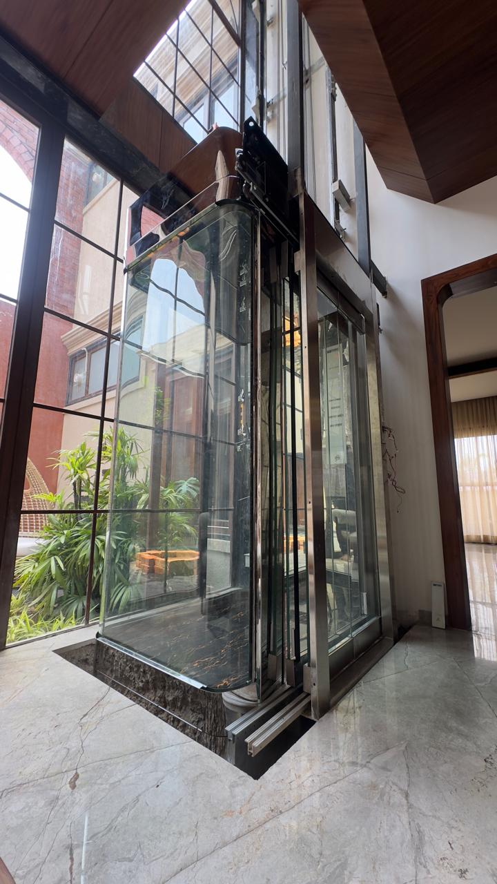 Akshay Kumar Villa